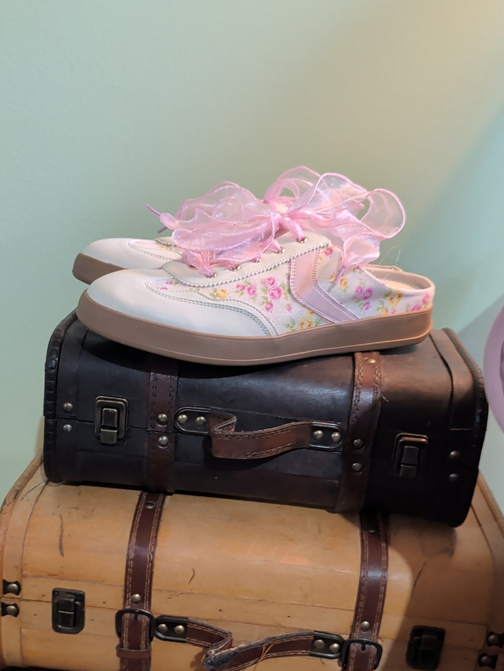 Women's Floral Slip-On Mules Sneakers with Pink Ribbon Accents